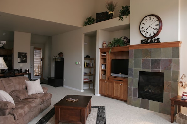 Cozy Living Room.  Sofa is also a Queen Sleeper.