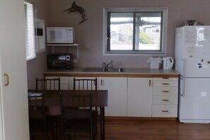 Dining room/Kitchenette