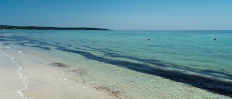 Stunning Quindalup beach... 3 min walk from The Quindy