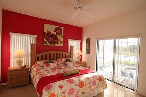 Big master suite 1, King size bed, quick access to pool