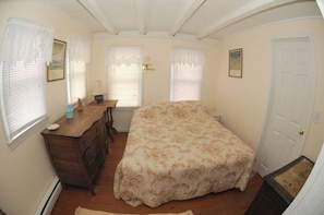 Charming 1st Floor BR with queen bed.