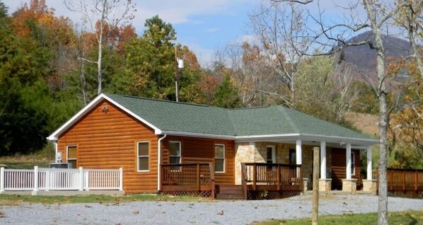 1947 Rock Tavern Retreat 
(Kennedy's Peak )