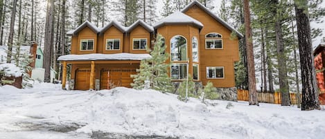 Make the most of your Lake Tahoe getaway at this stunning 6-BR, 3-BA chalet!