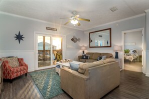 Island Time II Living Room Dauphin Island Beach Rentals