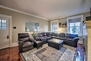 Living Room | 1st Floor | Central A/C & Heating | Flat-Screen TV