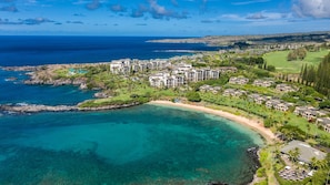 Located on Kapalua Bay is the Premier Ocean Grand Residence at Montage Kapalua