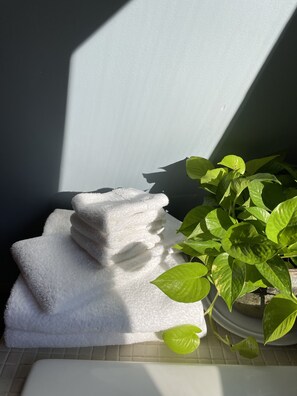 Lovely high end linens for your bath and bed.

