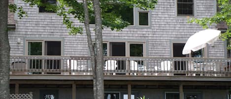 Bayport Cottage- Back with Deck