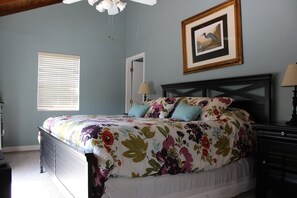 Master Bedroom - King Size Bed