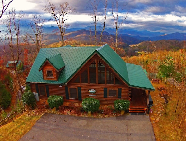 Gatlinburg Getaway Vacation Log Home - Aerial View