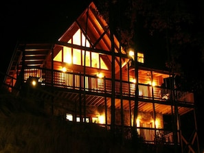 Gatlinburg Getaway Vacation Log Home - Back View - Three Floors