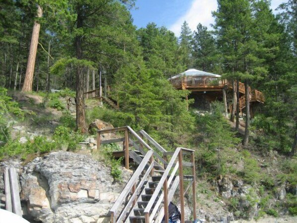 Yurt Living on Flathead Lake