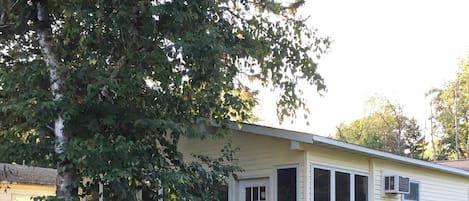 Cottage on the Pond 