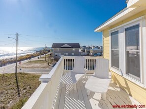 Top Floor Sun Deck