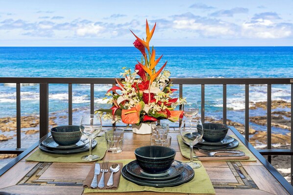 Lanai Dining.  What a fabulous view!