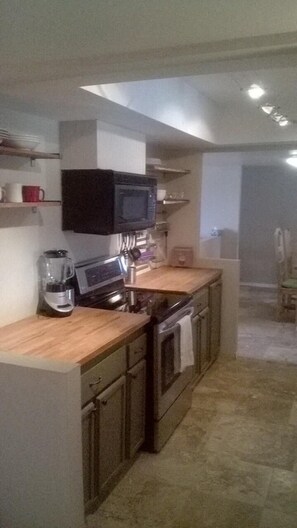 New galley kitchen, new appliances all pots/pans and other needs included
