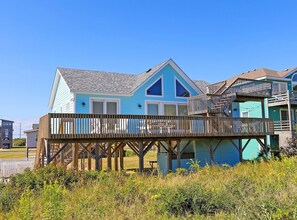 Exterior Ocean-Side