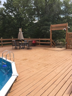 Better pic of the deck! 