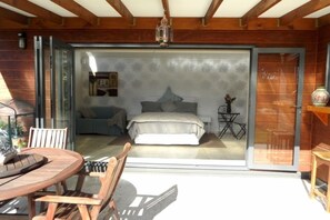 Indoor Ourdoor Living