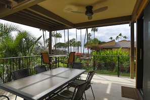 Huge lanai (patio) with covered and uncovered areas for your enjoyment