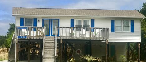 Prior Engagement is a classic beach cottage ready for you to relax and enjoy!