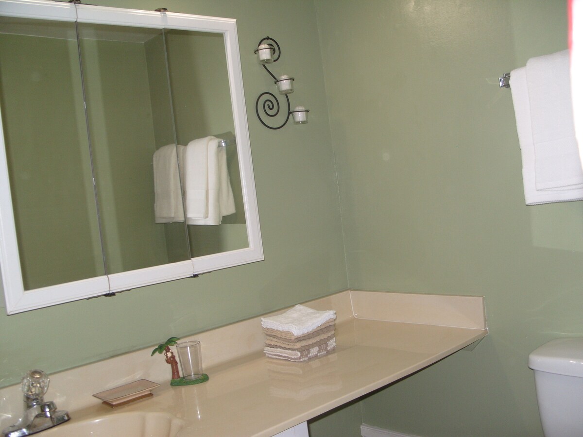 SUNSHINE GETAWAY VACATION RENTALS