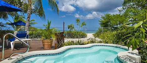 Pool with sea view