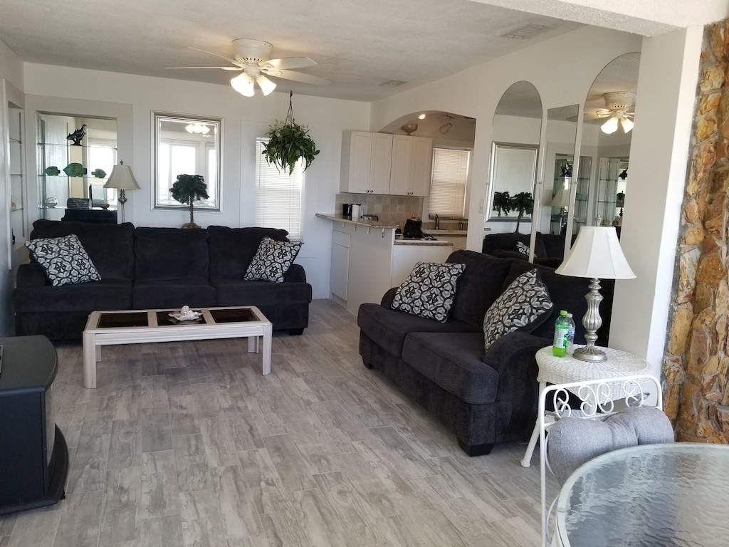 Month To Month Rentals Pinellas County