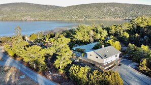 The Command Post is a weekly rental overlooking Somes Sound in Mount Desert