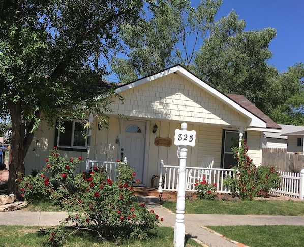 Street View of Rose Haven Cottage