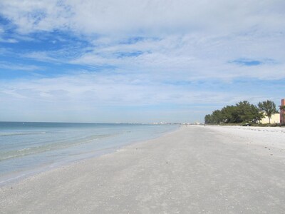 Sunset Beach One Bedroom Gulf View 