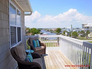 Top Floor Partially Covered Deck