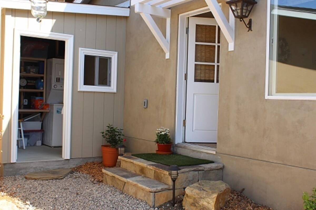 MAGICAL 5-STAR RATED OCEAN VIEW CUSTOM HOME – PLEASE READ ALL OUR GUEST REVIEWS