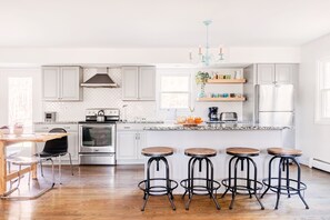 Kitchen and barstools 