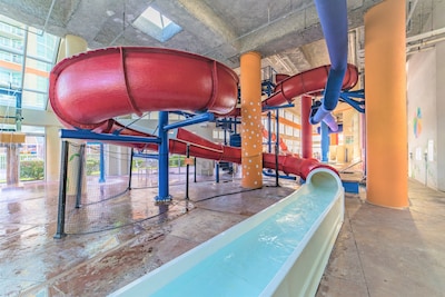 Largest Indoor Water Park - Deluxe Unit - Extended Balcony