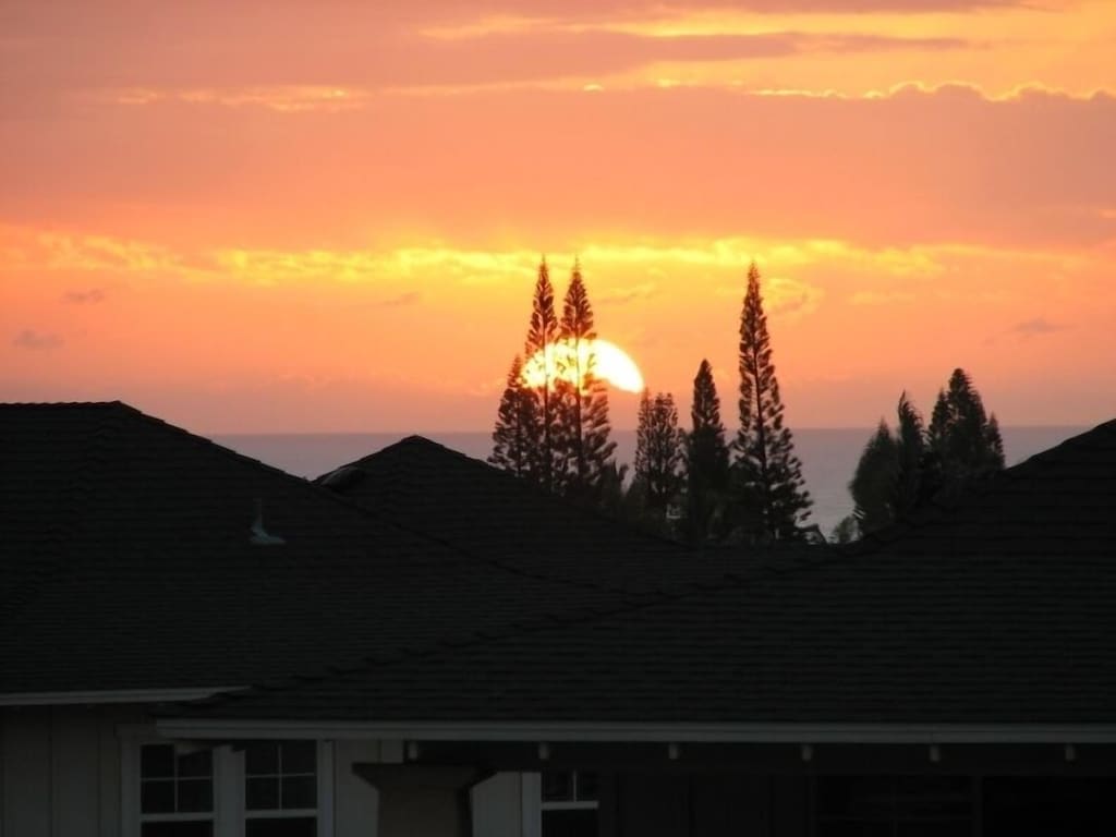 Relax on our extra large Lanai in Beautiful Kauai , 3 Bedroom Condo w/ View!