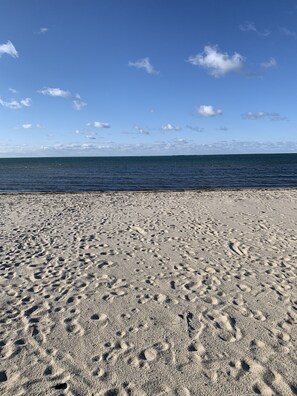 Clear day at Keyes beach