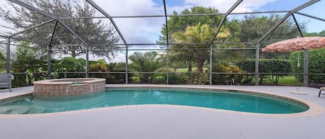 pool/Hot Tub Area Overlooking the Mustang Golf Course