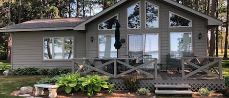 Beautiful large windows and Lake Front Deck 