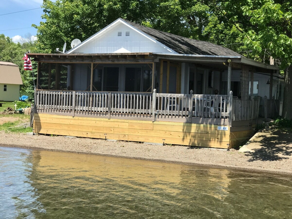 The Halls At 448 Crescent Beach – West Branch View
