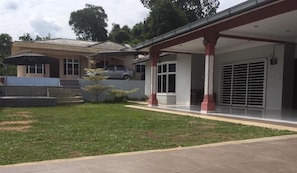 Heza Villa With Huge Private Space