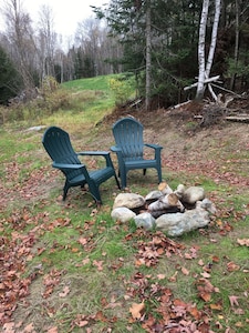 1 Cabin rentals near Stowe, Smuggler's Notch, breweries and hiking trails. 