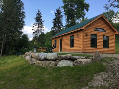 1 Cabin rentals near Stowe, Smuggler's Notch, breweries and hiking trails. 