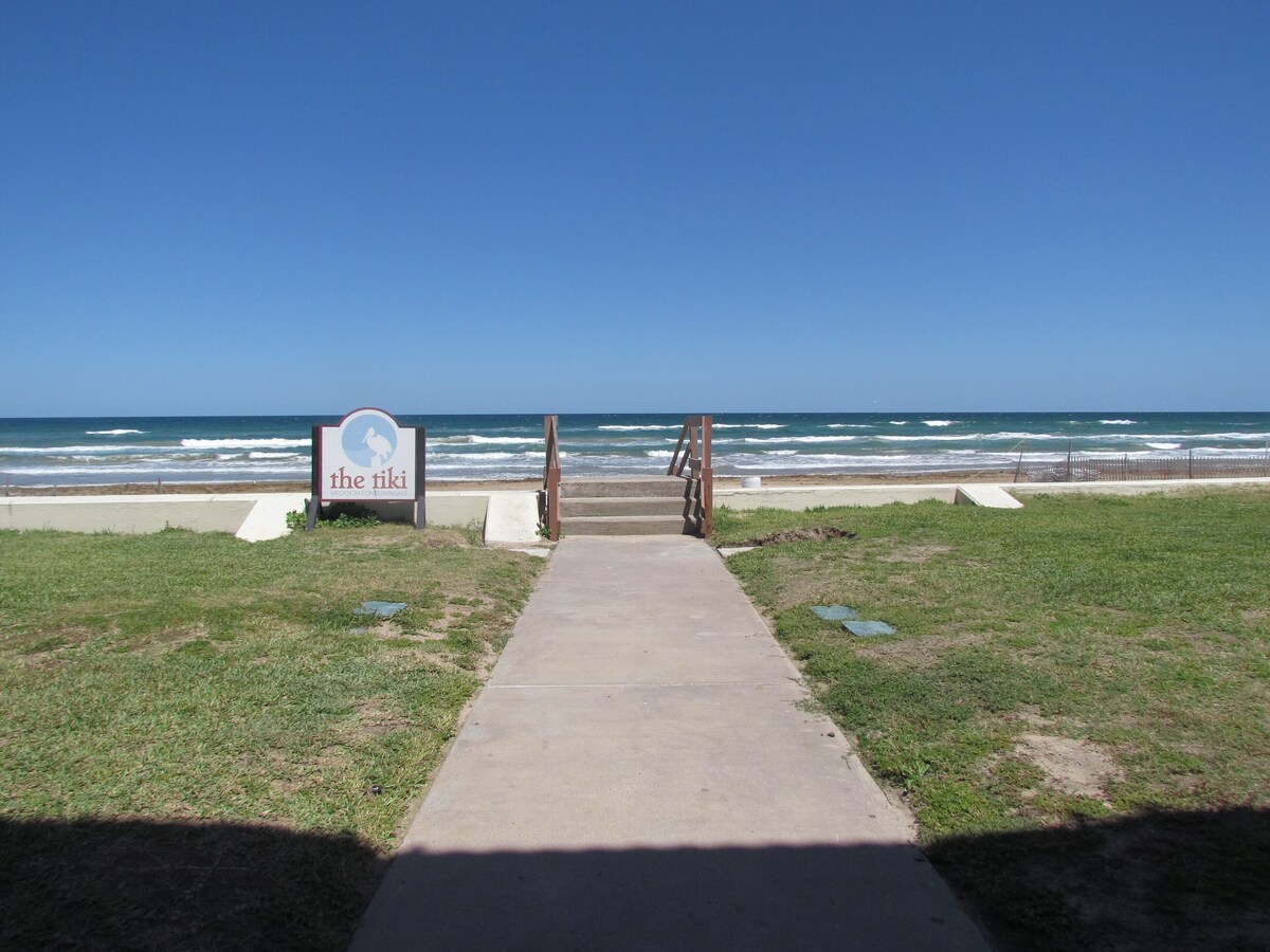 Beachfront complex!!! Fully remodel condo!!