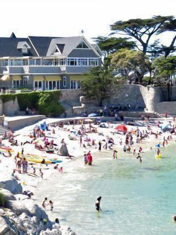 The Old Beach House at Lovers Point. 100 steps from Sea Foam Cottage. ahhhh.