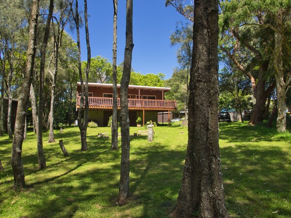 Broulee Headland Beach House seen from the end of the garden