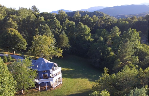 Enjoy amazing views from the Smoky Mountains Octagon House!