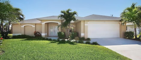 Wischis Florida Home - Vacation Rentals I Property Management I Real Estate