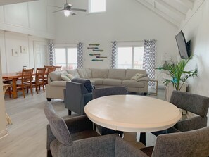 Light, spacious an airy living space.