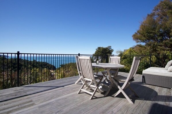 Deck with seaview 